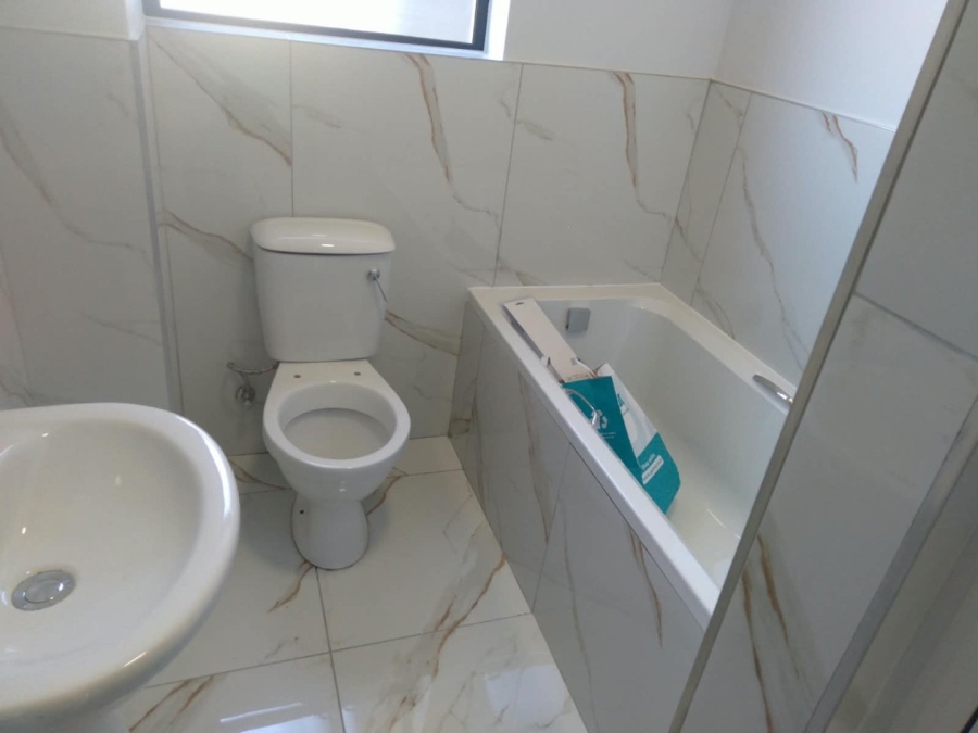 2 Bedroom Property for Sale in Ruyterwacht Western Cape